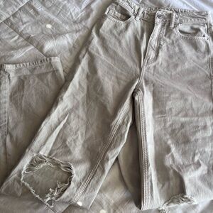 PacSun Ripped ‘90s Boyfriend Jeans Cream Size 25